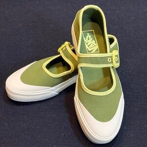 NEW VANS Mary Jane Ballerina Green. US women’s 6.5